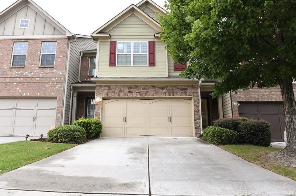 1537 Creek Bend Ln, Lawrenceville GA  30043-7871 exterior