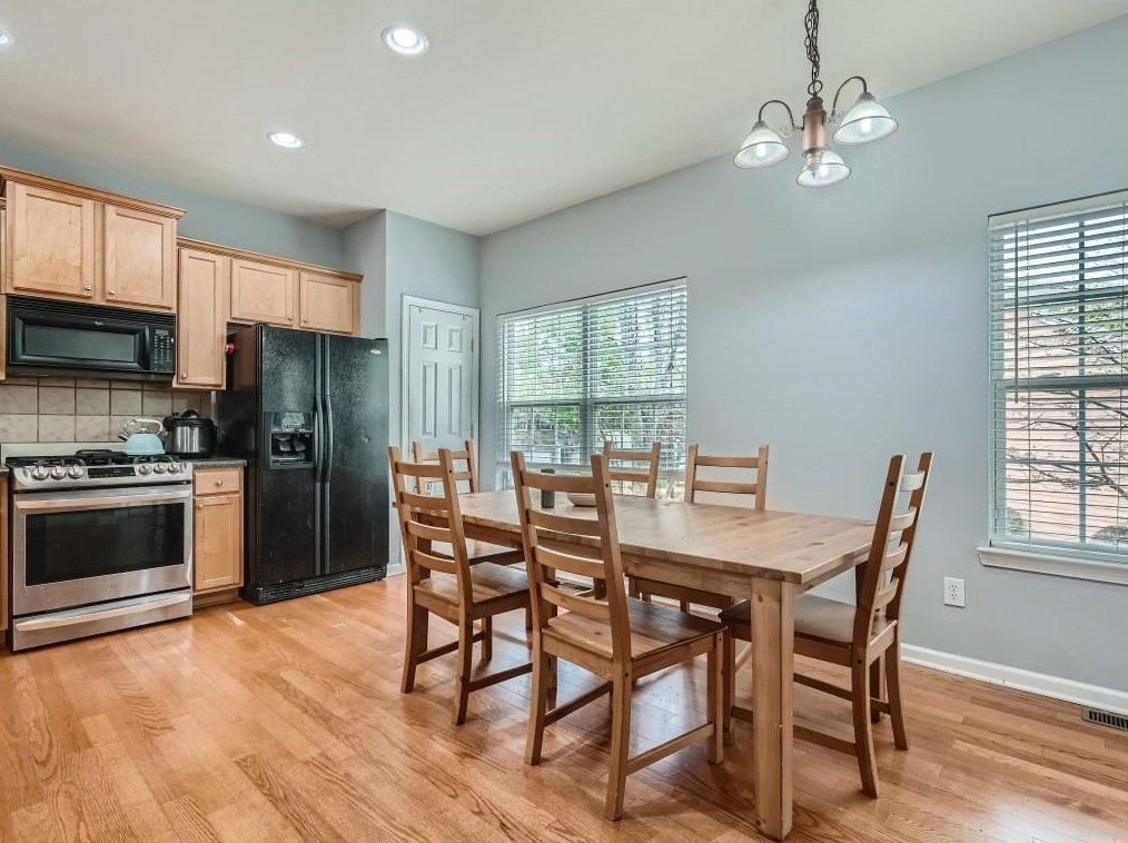 3728 Prescott Ridge Cir, Clarkston, GA 30021