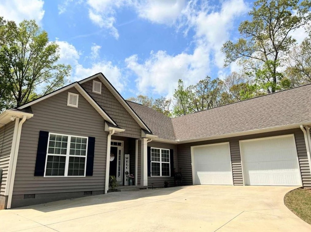 112 Lenten Rose Ln, Pendergrass, GA 30567