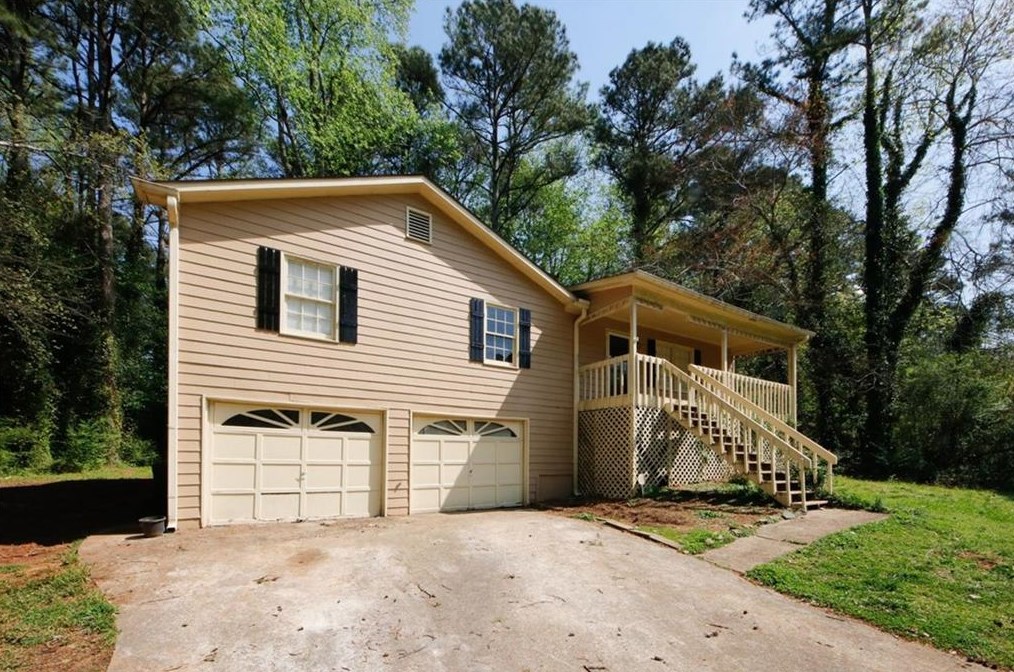 419 Indian Hills Dr, Dallas GA  30157-0628 exterior