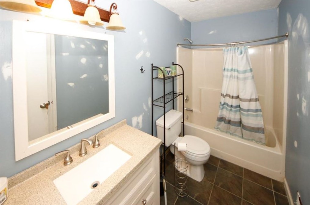 419 Indian Hills Dr, Dallas GA  30157-0628 exterior