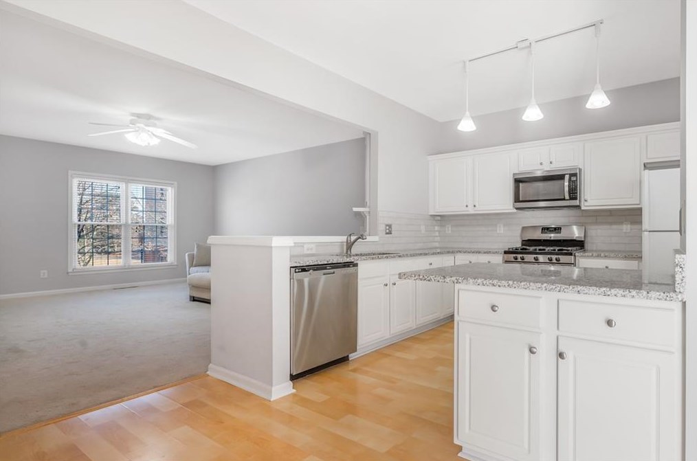 3433 Lathenview Ct, Alpharetta GA  30004-6191 exterior