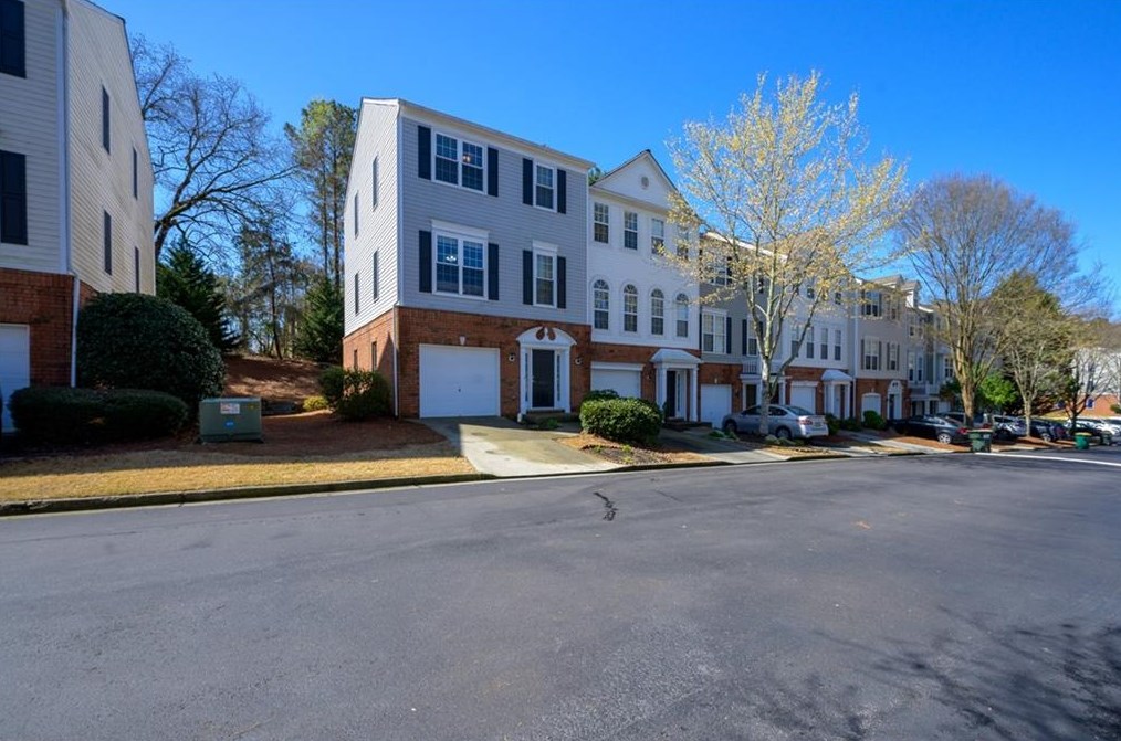 3433 Lathenview Ct, Alpharetta, GA 30004
