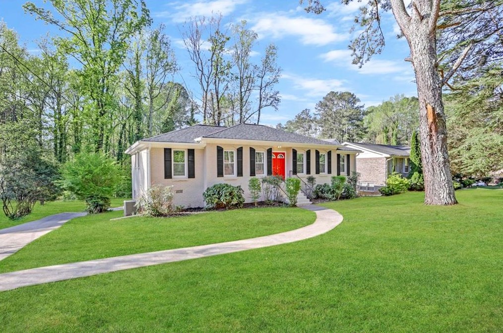 5107 Rockbridge Rd, Stone Mountain, GA 30088
