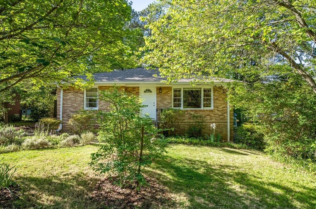 560 Woodale Dr Se, Smyrna, GA 30080