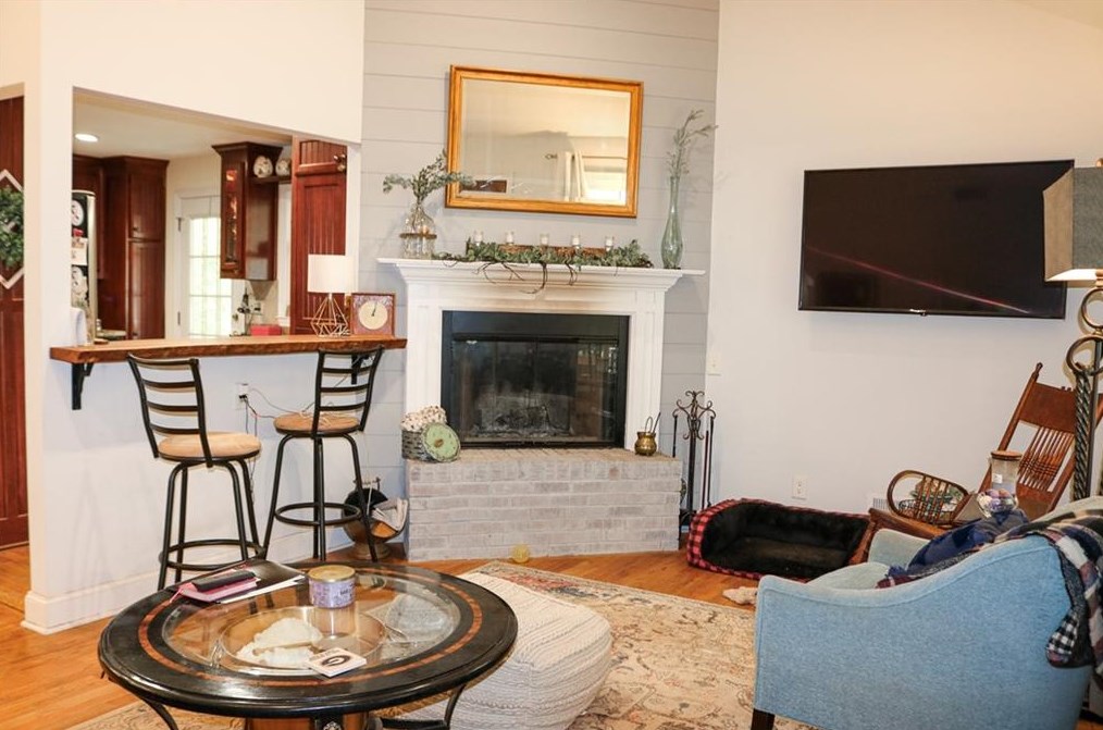 1173 Willivee Dr, Decatur GA  30033-4122 exterior