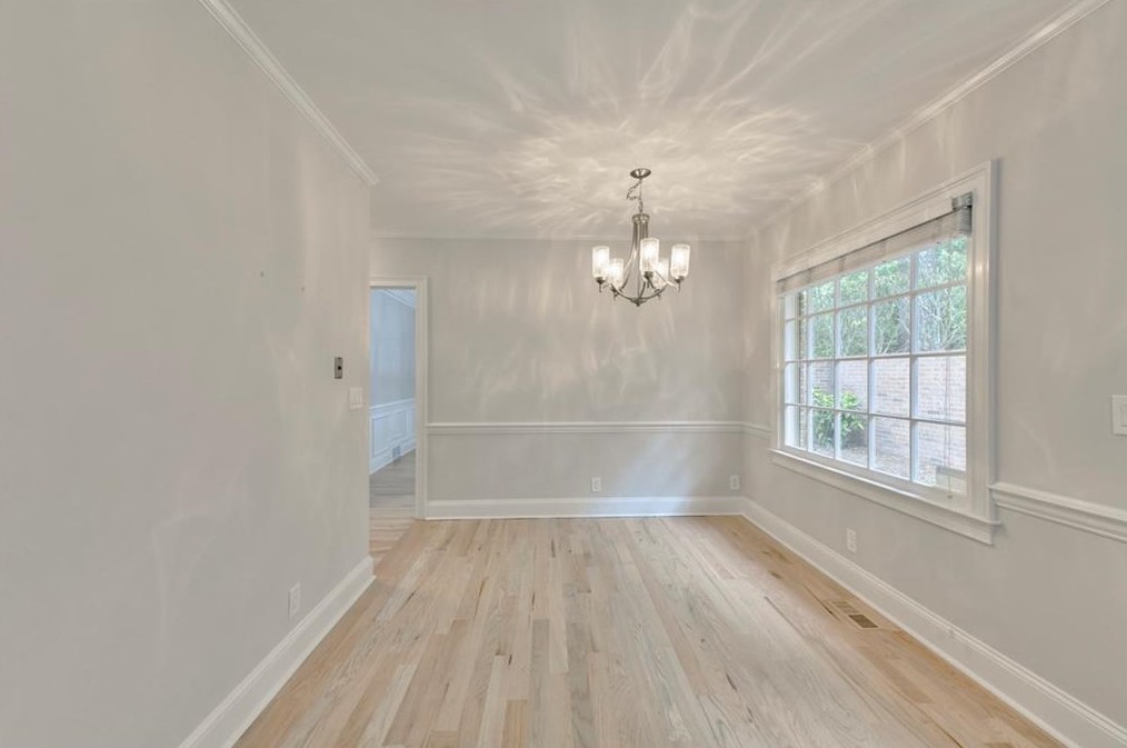 1875 Bedfordshire Ct, Decatur GA  30033-1400 exterior