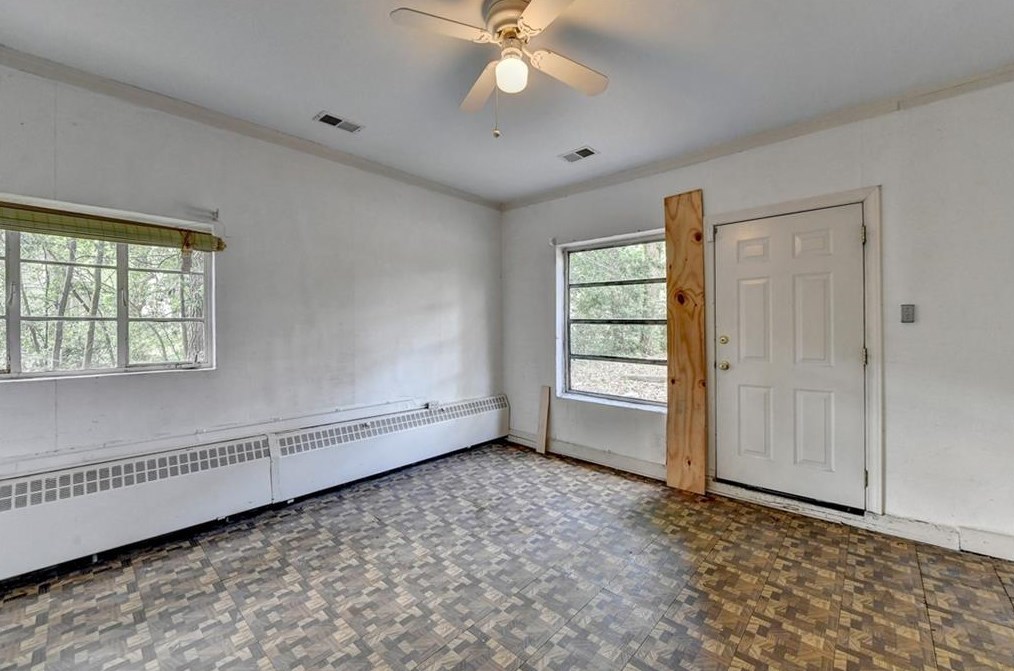 1399 Clairmont Rd, Decatur GA  30033-5311 exterior