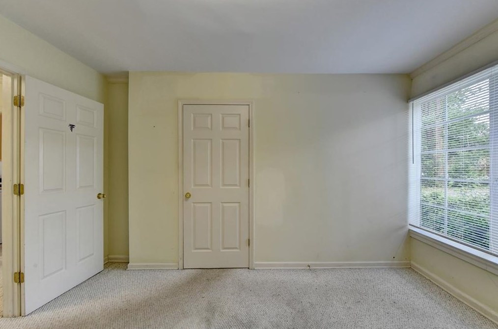 1399 Clairmont Rd, Decatur GA  30033-5311 exterior