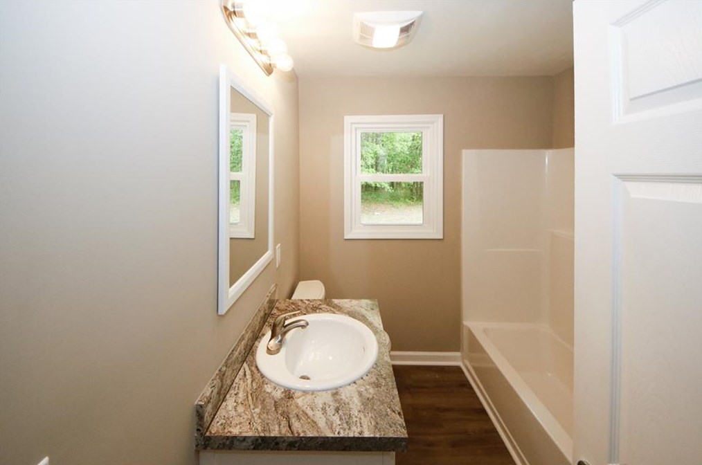 198 Wright St, Winder GA  30680-2428 exterior