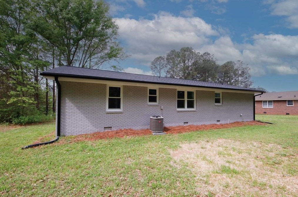 198 Wright St, Winder GA  30680-2428 exterior