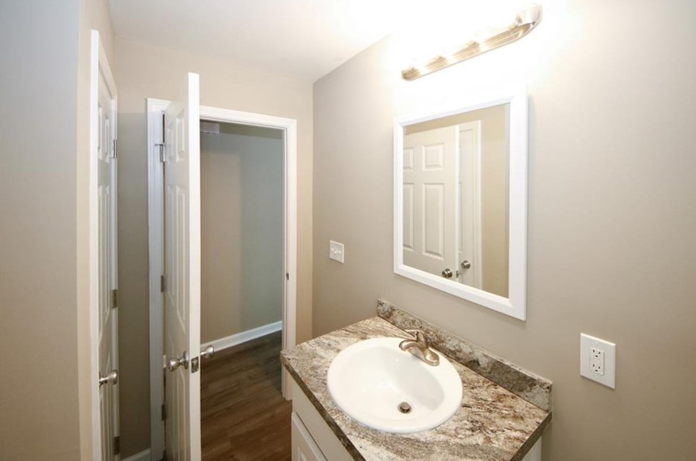 198 Wright St, Winder GA  30680-2428 exterior
