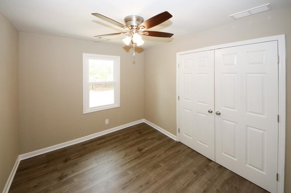 198 Wright St, Winder GA  30680-2428 exterior