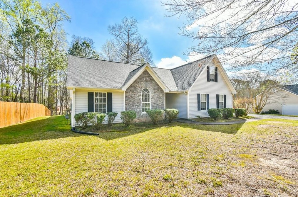 145 Ridgewood, Stockbridge, GA 30281