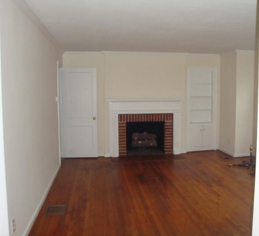 2590 Pineview Dr, Decatur GA  30030-1631 exterior