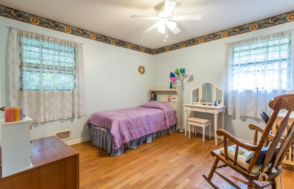 1566 Moncrief Cir, Decatur GA  30033-1617 exterior