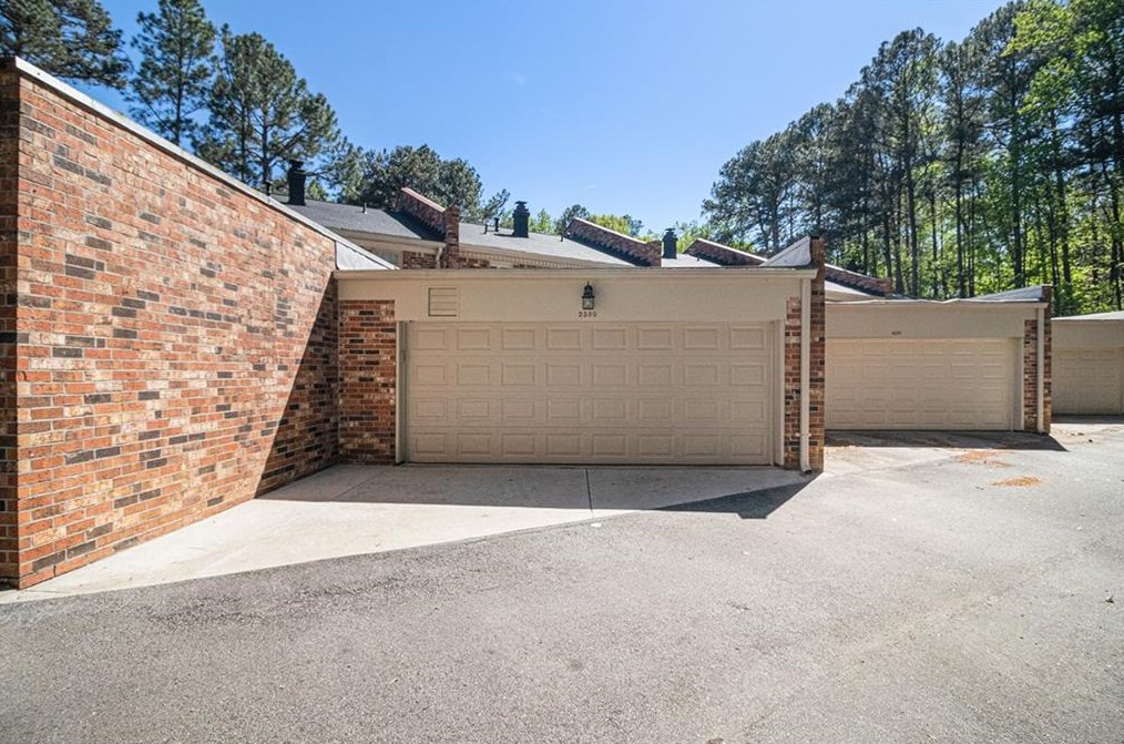 2380 Leafgate Rd, Decatur GA  30033-2021 exterior