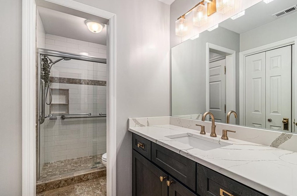 2380 Leafgate Rd, Decatur GA  30033-2021 exterior