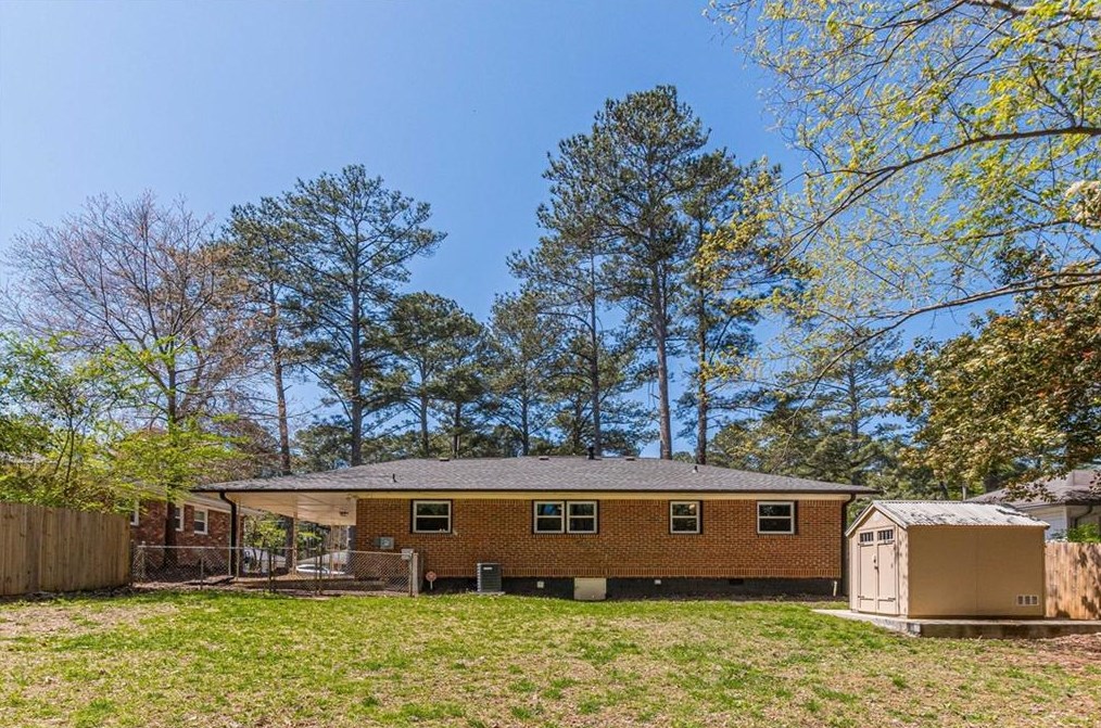 1112 Longshore Dr, Decatur GA  30032-2309 exterior