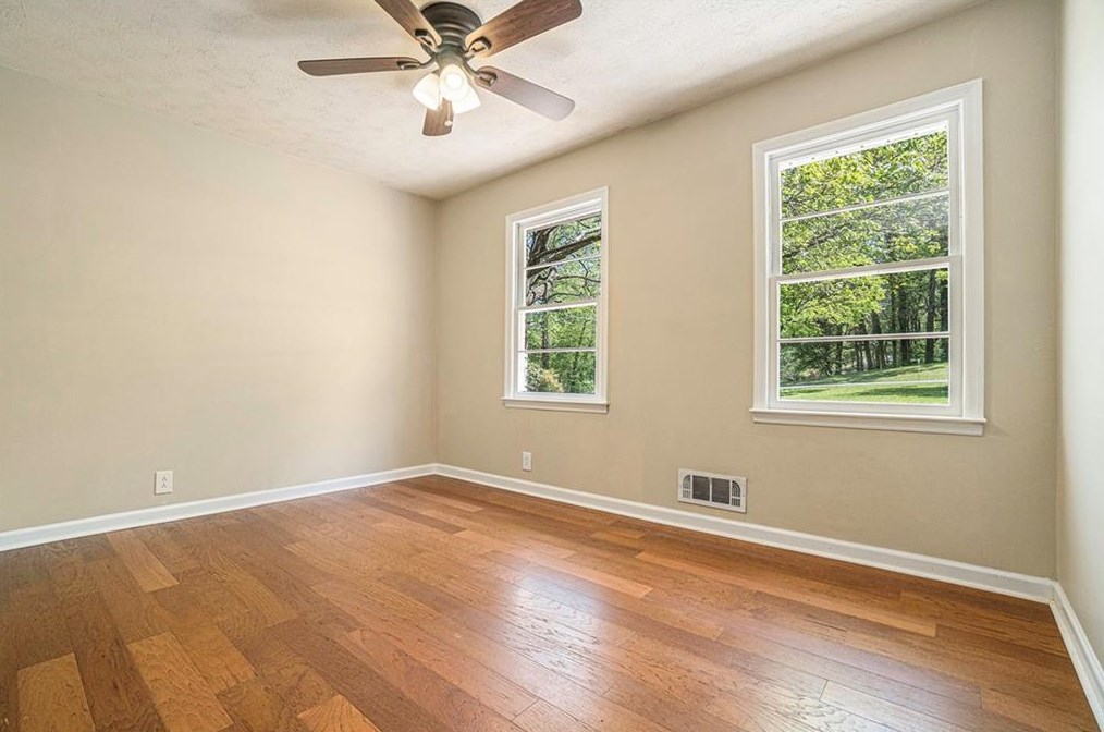 5645 Forest Dr, Acworth GA  30102-5737 exterior
