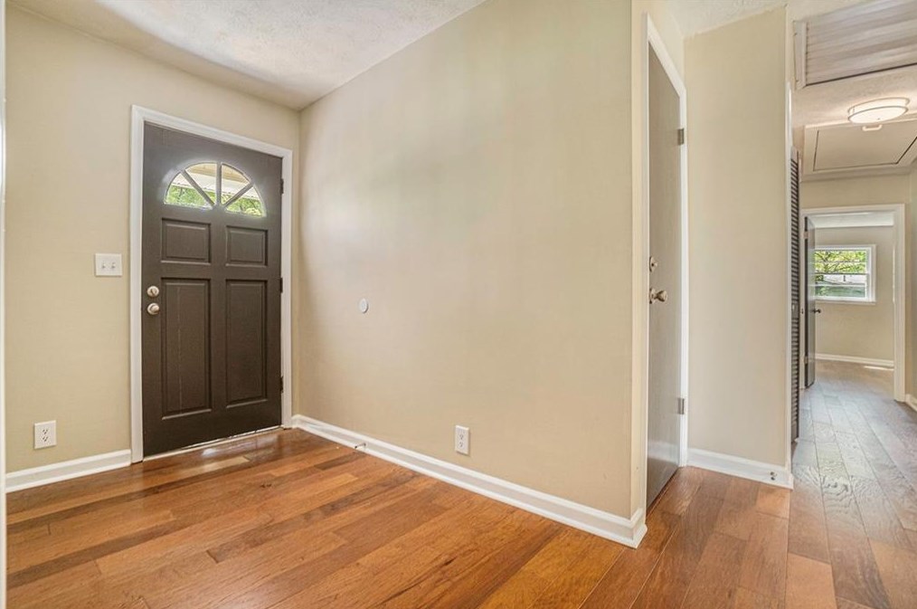 5645 Forest Dr, Acworth GA  30102-5737 exterior