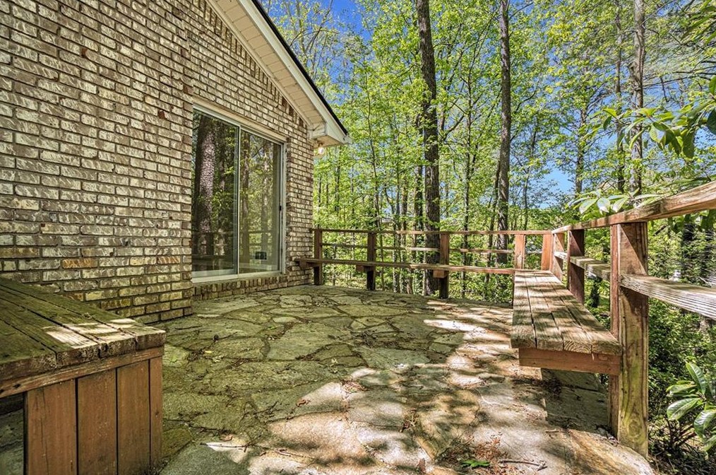 5645 Forest Dr, Acworth GA  30102-5737 exterior
