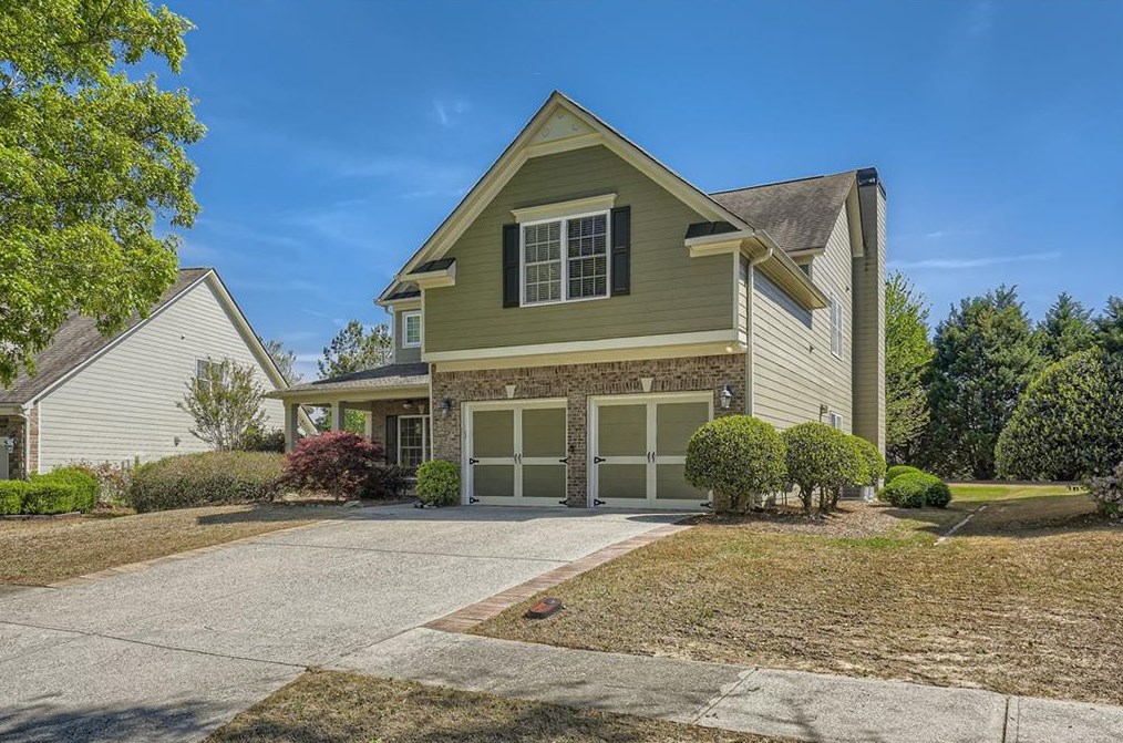 7870 Brass Lantern Dr, Flowery Branch, GA 30542-7576
