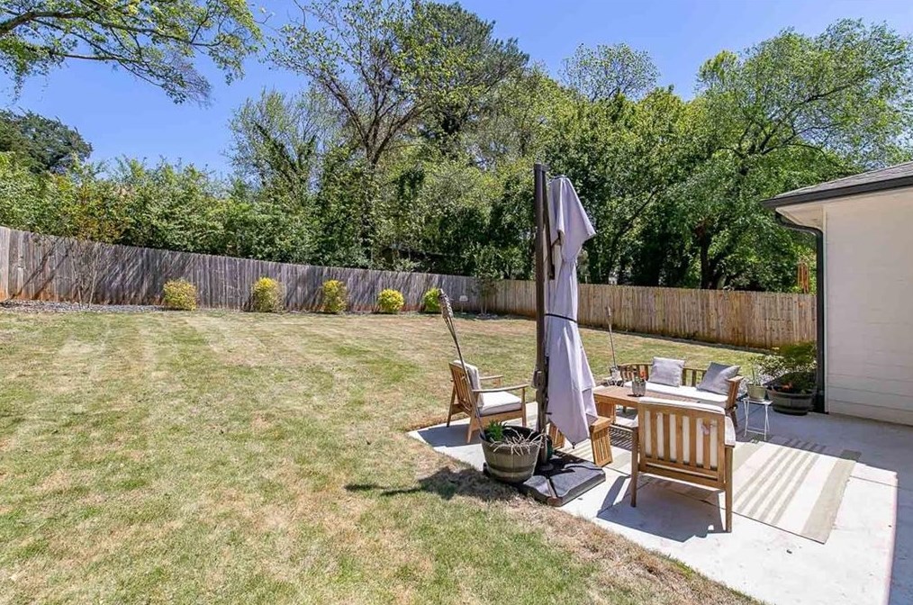 544 Ashburton Ave, Decatur GA  30032-4068 exterior