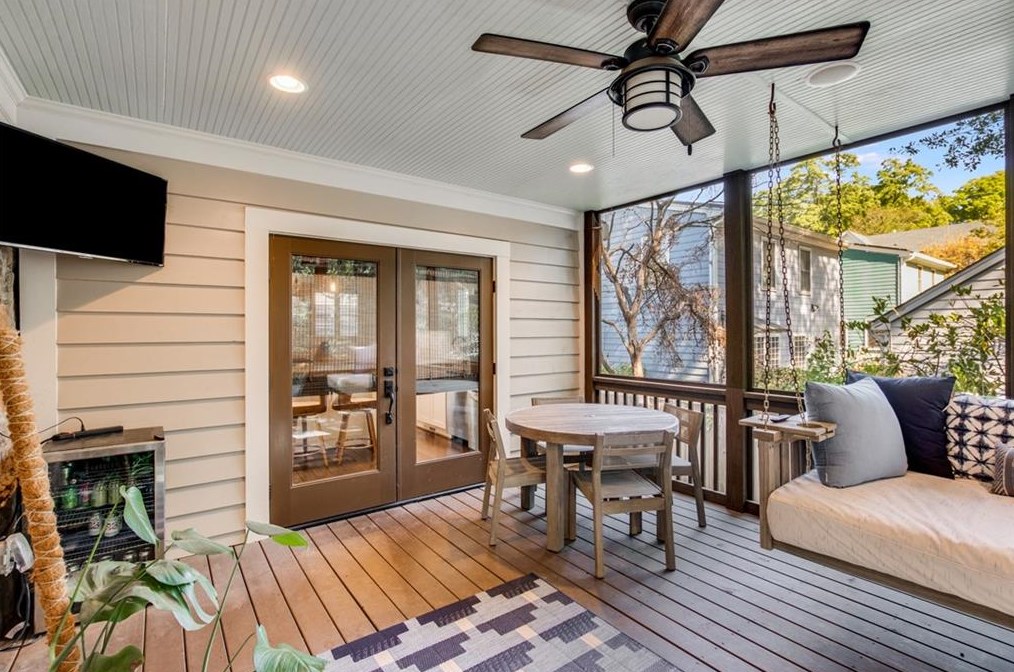 325 Montgomery St, Decatur GA  30030-2425 exterior