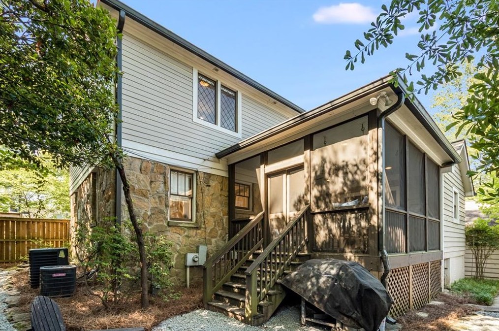 325 Montgomery St, Decatur GA  30030-2425 exterior