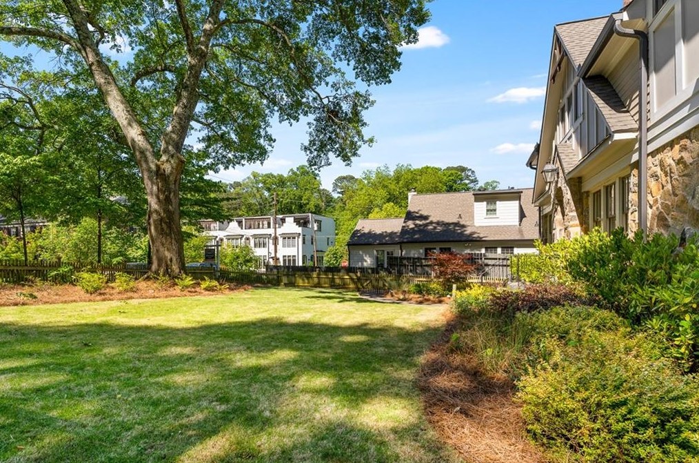 325 Montgomery St, Decatur GA  30030-2425 exterior