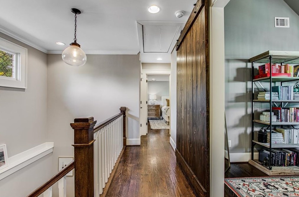 325 Montgomery St, Decatur GA  30030-2425 exterior