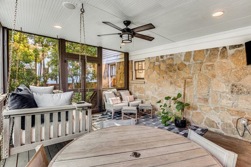 325 Montgomery St, Decatur GA  30030-2425 exterior