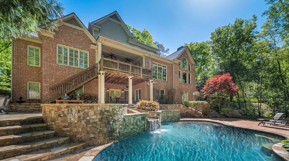 85 Stewart Dr, Atlanta, GA 30342-1905