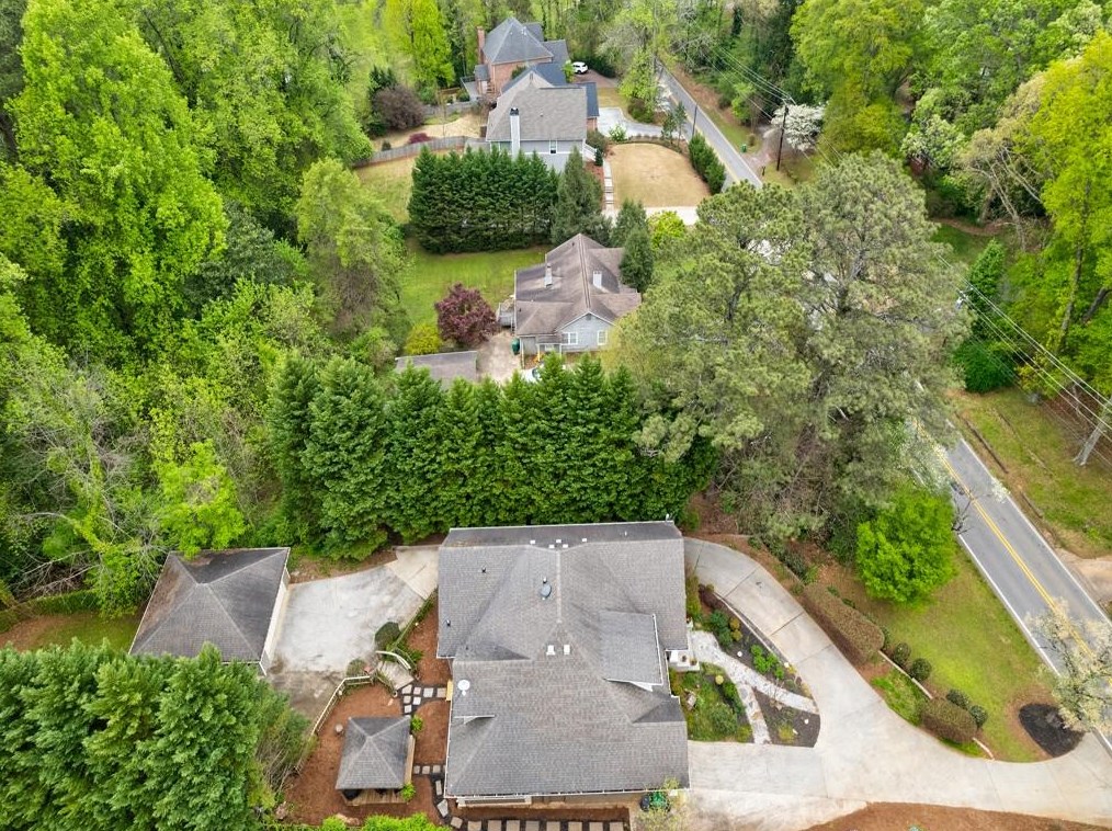 1626 Frazier Rd, Decatur GA  30033-1807 exterior