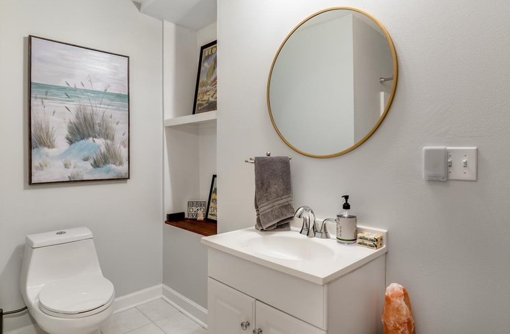 156 Park Dr, Decatur GA  30030-4481 exterior