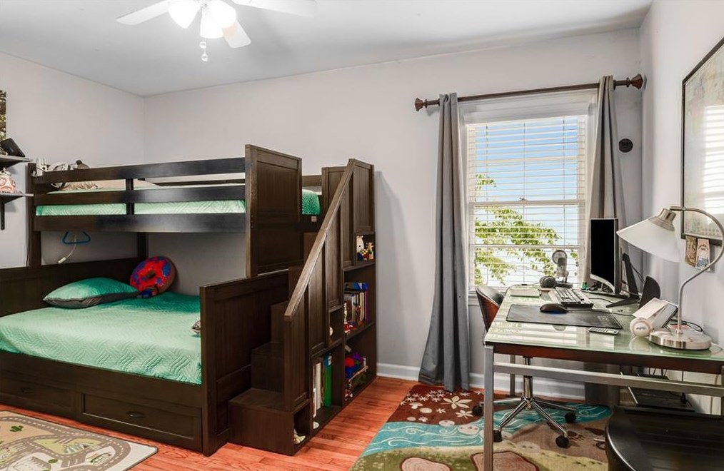 156 Park Dr, Decatur GA  30030-4481 exterior