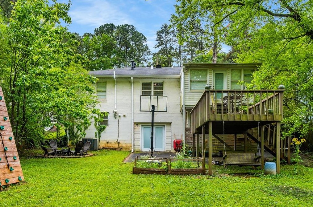 156 Park Dr, Decatur GA  30030-4481 exterior