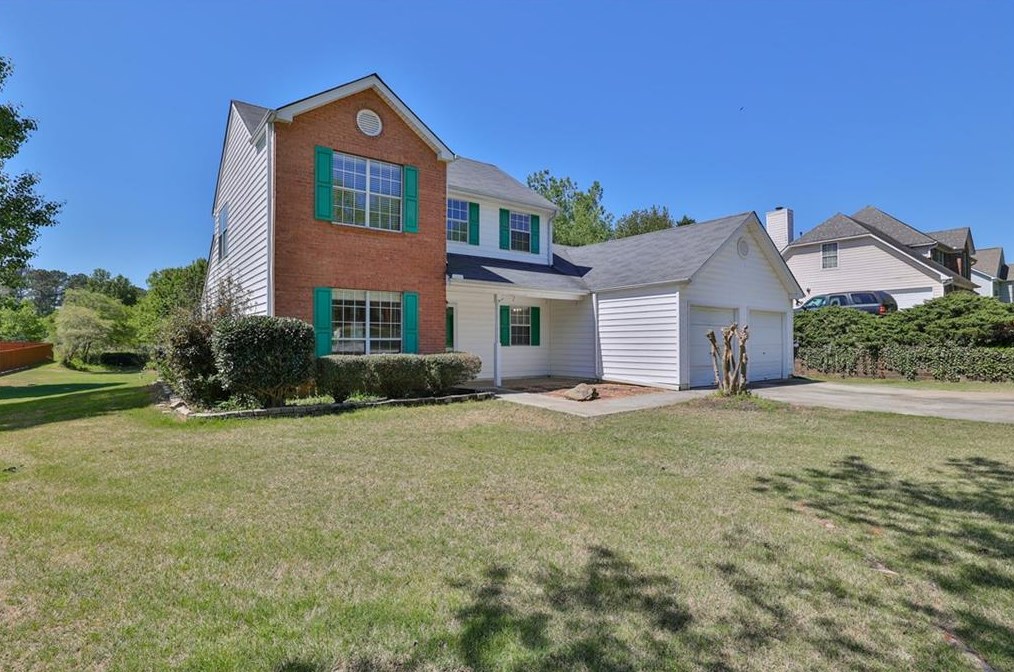 1040 Big Haynes Dr, Grayson, GA 30017-1294