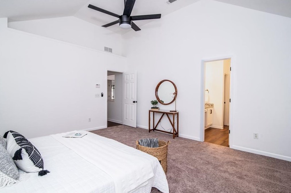 4909 Truitt Ln, Decatur GA  30035-4325 exterior