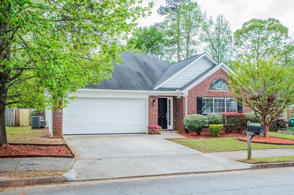 4909 Truitt Ln, Decatur GA  30035-4325 exterior