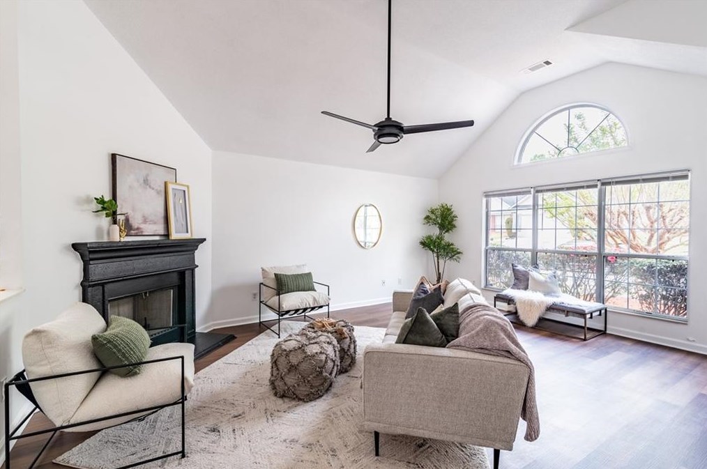 4909 Truitt Ln, Decatur GA  30035-4325 exterior