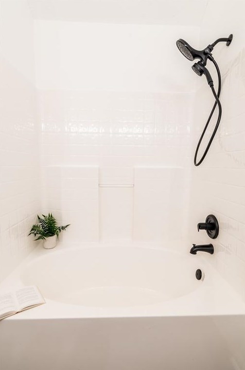 4909 Truitt Ln, Decatur GA  30035-4325 exterior