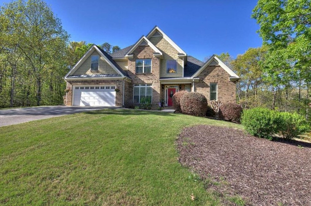 13 Branson Mill Dr, Euharlee, GA 30120-4385