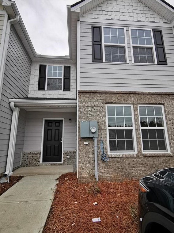 2550 Piering Dr, Lithonia, GA