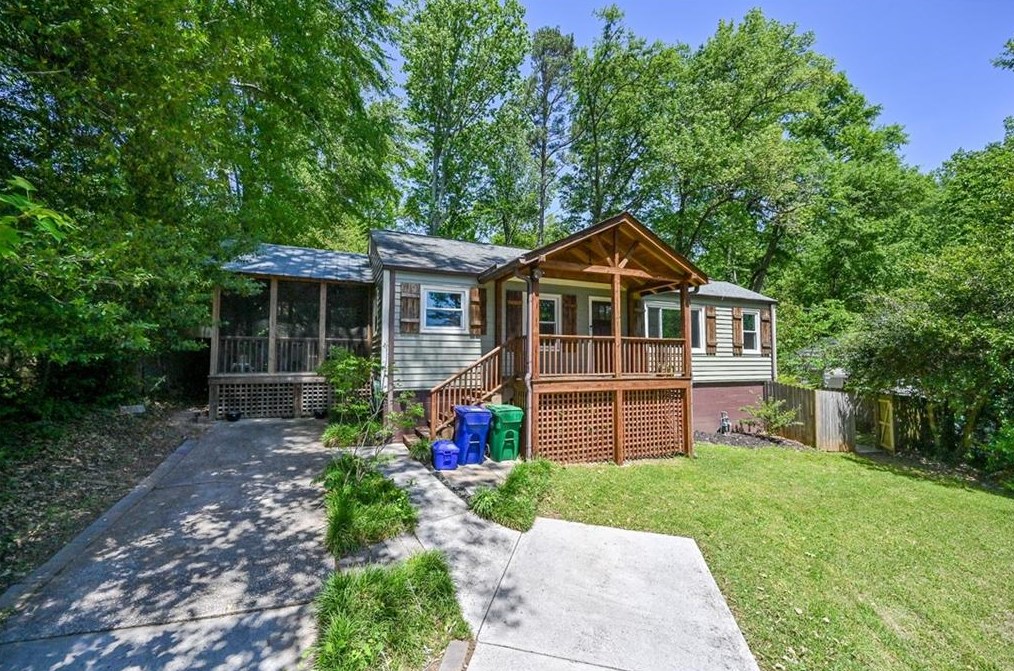 2328 Desmond Dr, Decatur, GA 30033-4744