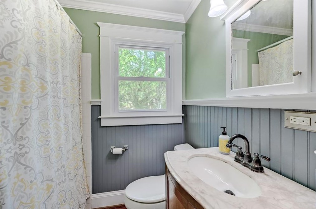 2328 Desmond Dr, Decatur GA  30033-4744 exterior