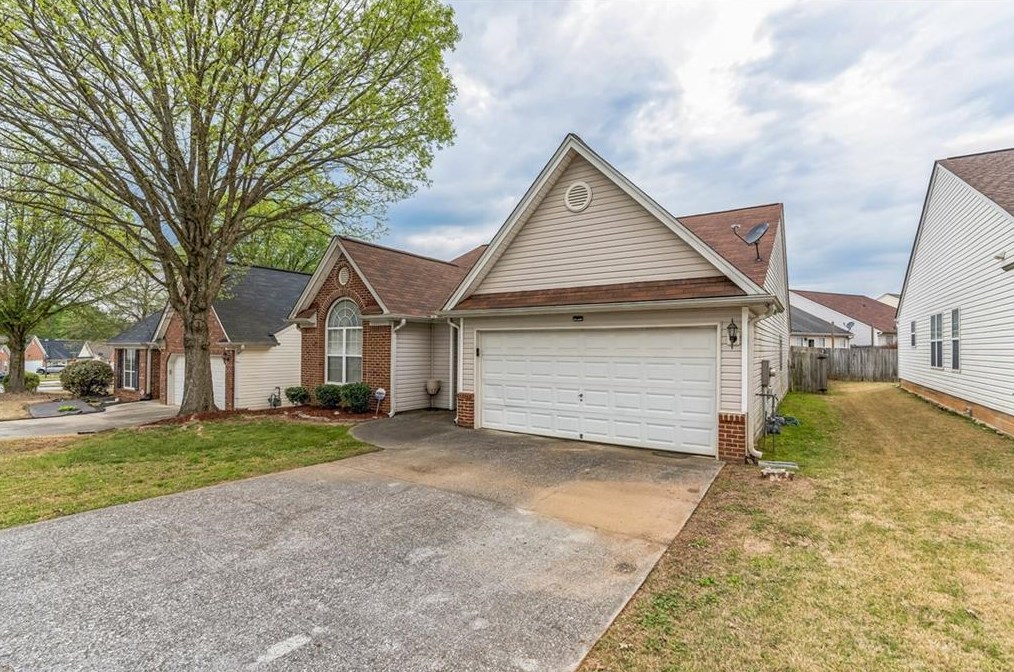 1725 Arborwood Dr, Grayson, GA 30017-2874