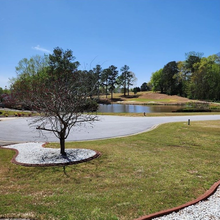 279 Country Club Ln, Hiram, GA 30141-5041