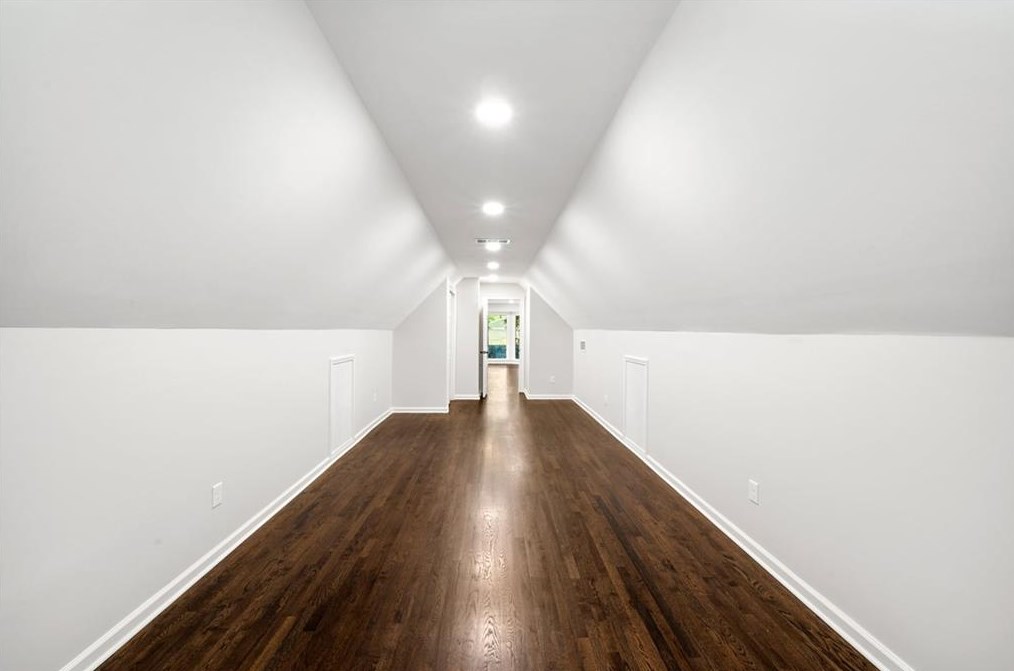 1763 Wilsons Crossing Dr, Decatur GA  30033-1103 exterior